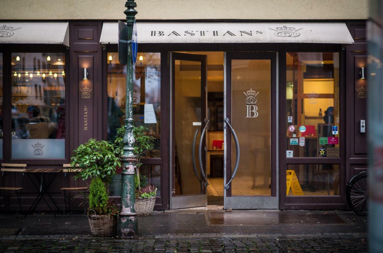 Altstadt Apartment Charly Dusseldorf Exterior photo